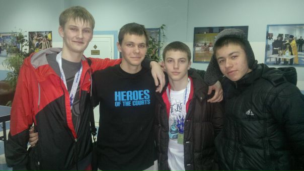 №10, Макс Петров №10, Макс Петров