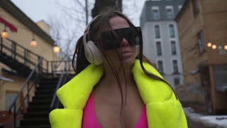 Рома Жёлудь - Твой Непобедимый Мальчик (Премьера клипа 2020)